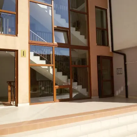 Harmony Hills**** Lami Apartment *